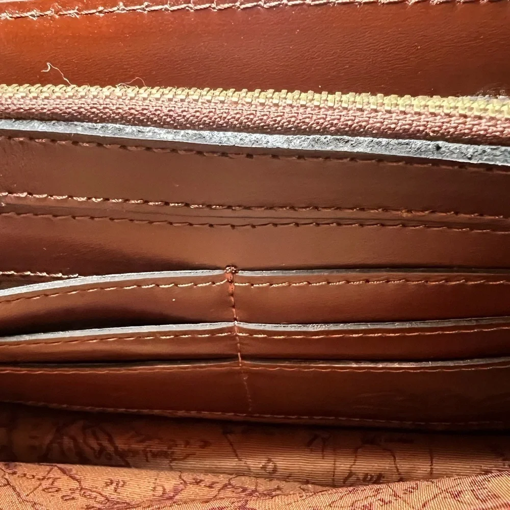 NWT Patricia Nash Discovery Collection: Atessa Postcard Leather Crossbody
